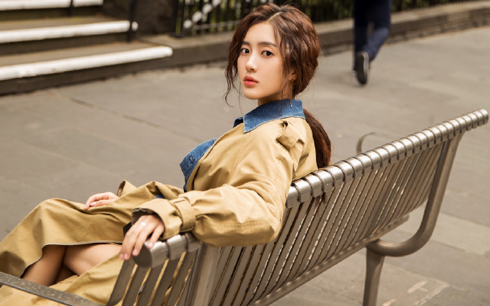 江西庐山“蓝调时刻”暑夏景象如梦幻化